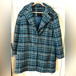 Stunning Women’s Talbots Houndstooth Lined Coat